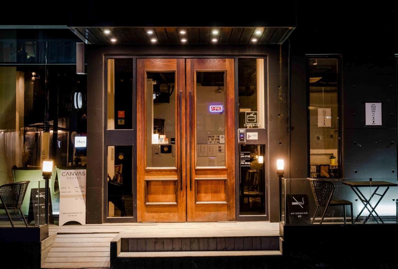 Canvas Black Guesthouse Busan Exterior photo